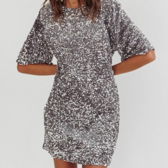 Selfie Leslie Miramar Backless Sequin Dress Silver Medium NWT - Picture 12 of 12